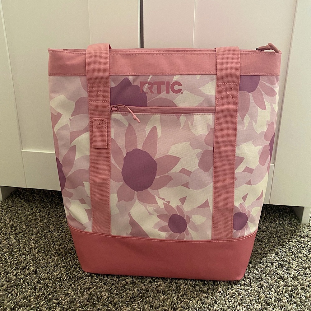 RTIC Everyday Insulated Slim Tote Cooler Bag
